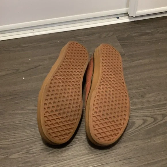 Shoes - Picture 2 of 3